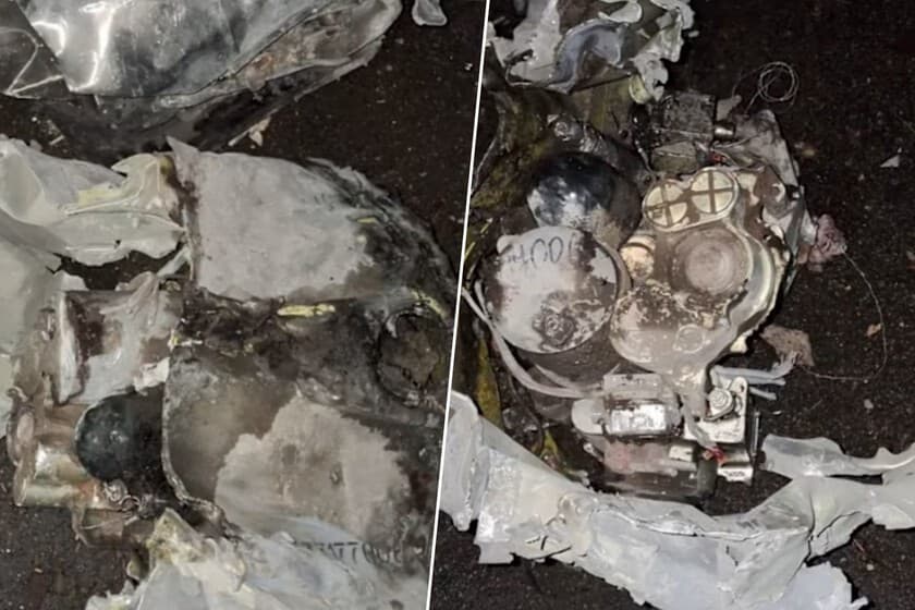 Primer plano de componentes electrónicos de un misil ruso Kh-101 desmontado, con etiquetas de fabricantes occidentales v