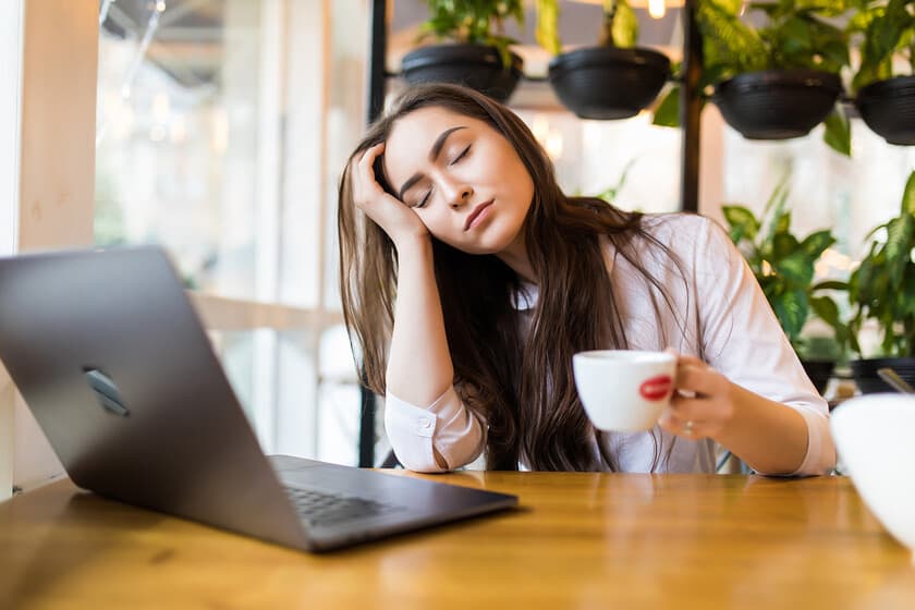 Gráfico que muestra el aumento de casos de hipertensión en jóvenes entre 20 y 30 años