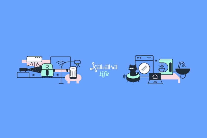 Mockup de un hogar inteligente con dispositivos conectados y una flecha que señala el logo de Xataka Life