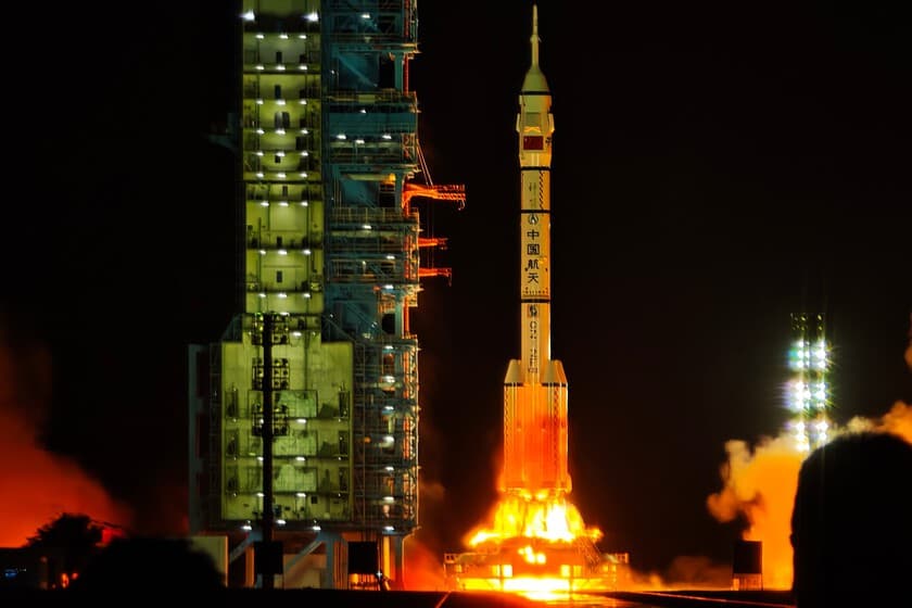 Ilustración de la estación espacial china Tiangong en órbita terrestre