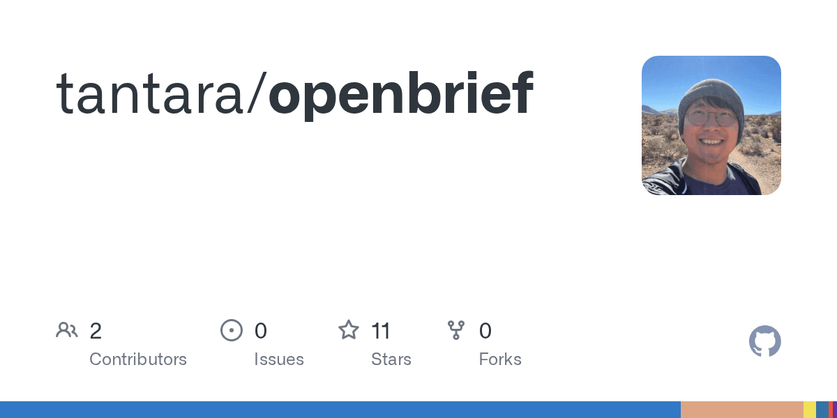 Captura de pantalla de OpenBrief mostrando la descarga de un vídeo y su resumen generado localmente