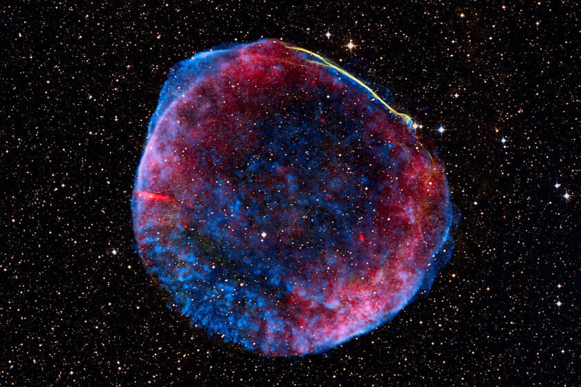 Imagen artística de una explosión estelar sin remanente visible en el espacio profundo