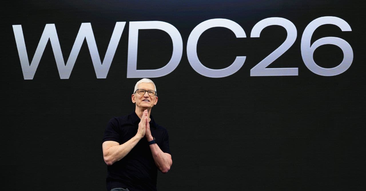 Pantalla de iPhone con Siri y logo de Google Gemini