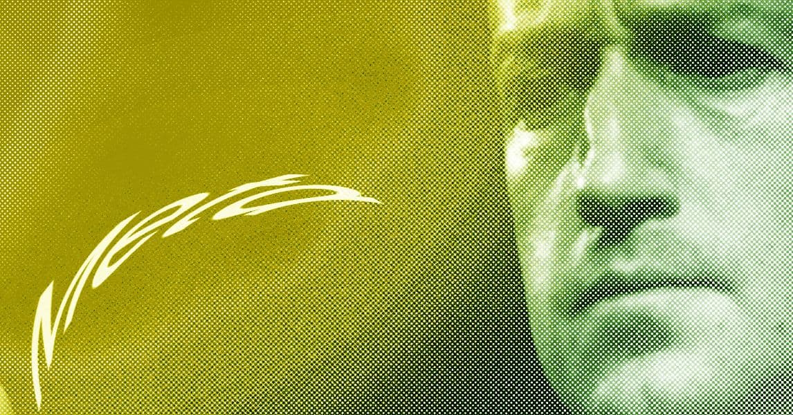 Ilustración de un trabajador digital encadenado a una interfaz de IA, con expresión de agotamiento, sobre fondo azul cor