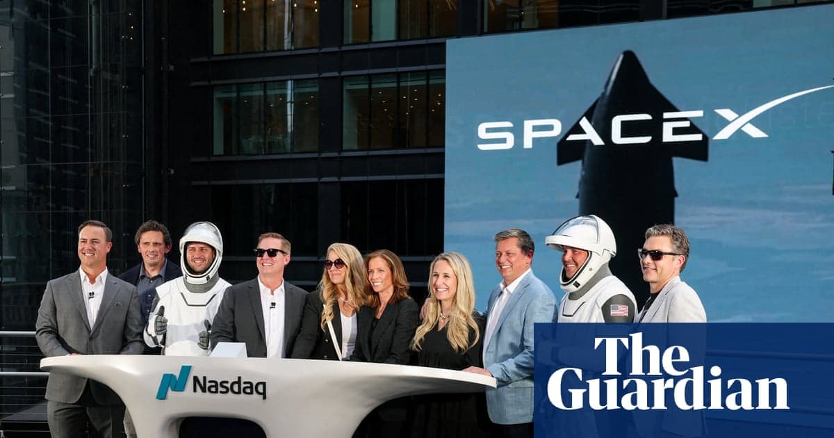 Gráfico de una línea de fondo de pensiones cayendo con el logo de SpaceX al fondo